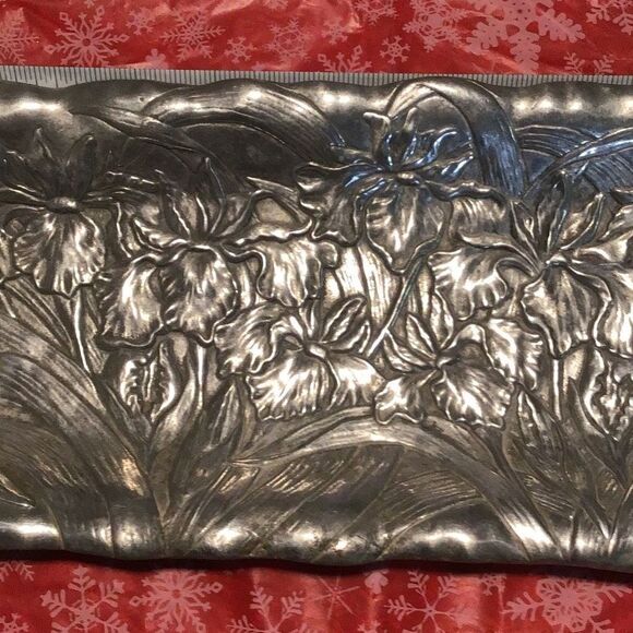 Serving platter beautiful Arthur Court Iris pattern - Picture 4 of 6